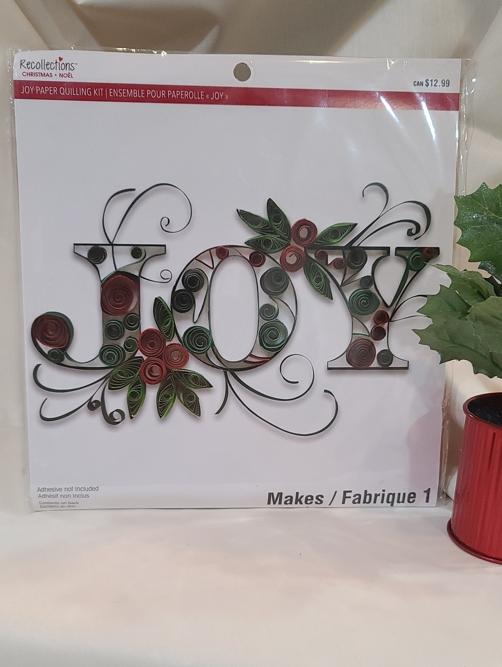 Recollections Holiday 'JOY' Paper Quilling Kit - Red & Green W Tool NWT HOLLY